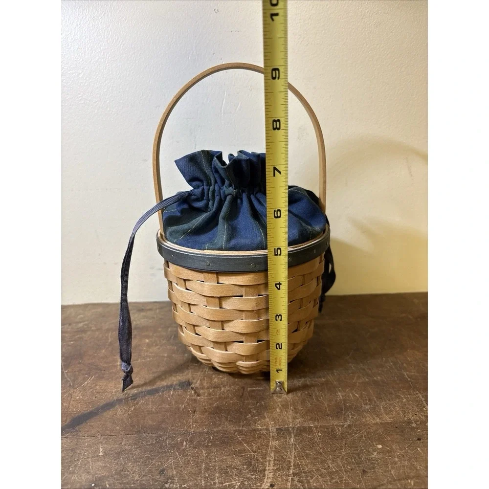 Longaberger Collectors Club Renewal Basket – 2004 (Navy & Green)